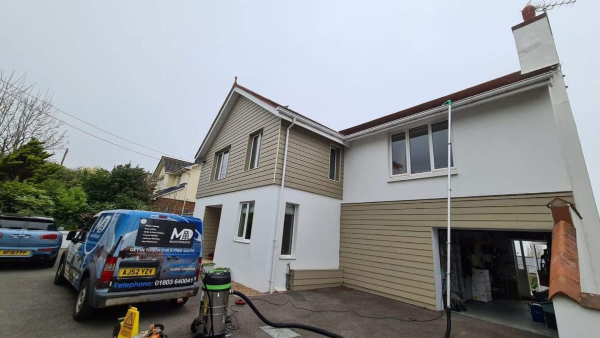 how-often-should-you-clean-gutters-torbay